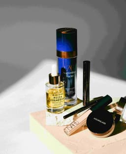 Beauty & Cosmetics